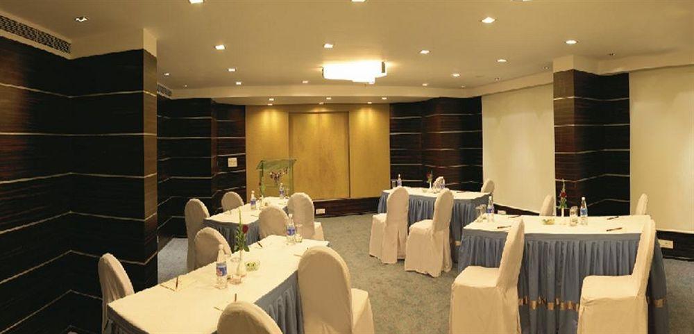 Royal Orchid Central Bangalore, Mg Road Екстериор снимка