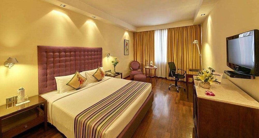 Royal Orchid Central Bangalore, Mg Road Екстериор снимка