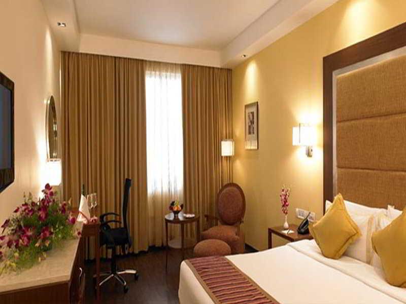 Royal Orchid Central Bangalore, Mg Road Екстериор снимка