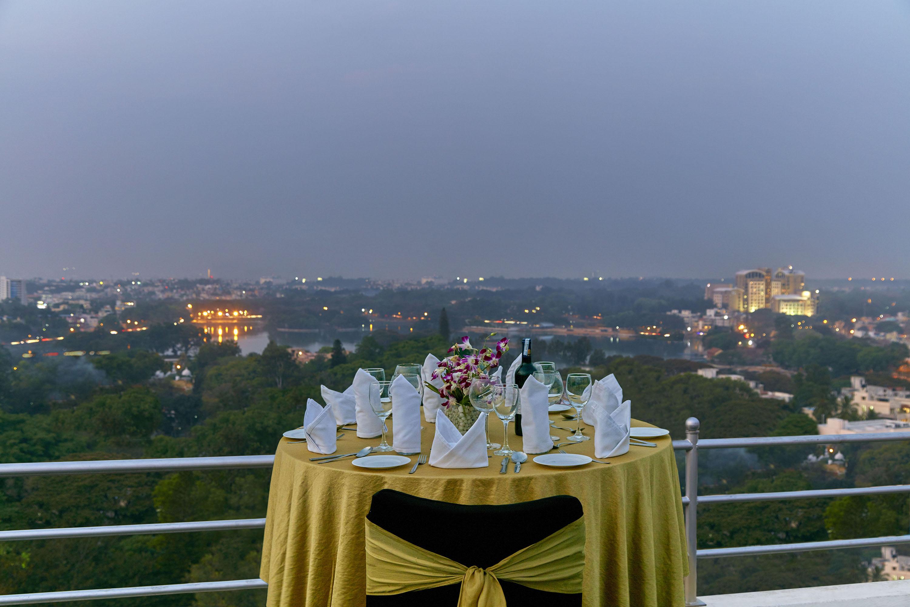 Royal Orchid Central Bangalore, Mg Road Екстериор снимка