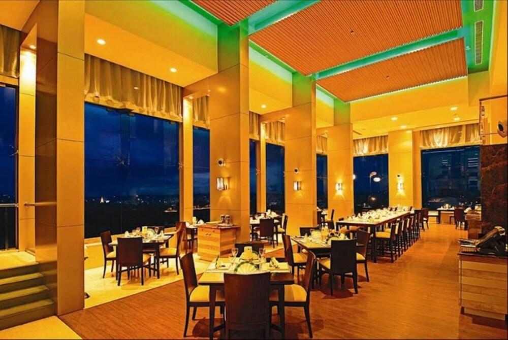 Royal Orchid Central Bangalore, Mg Road Екстериор снимка