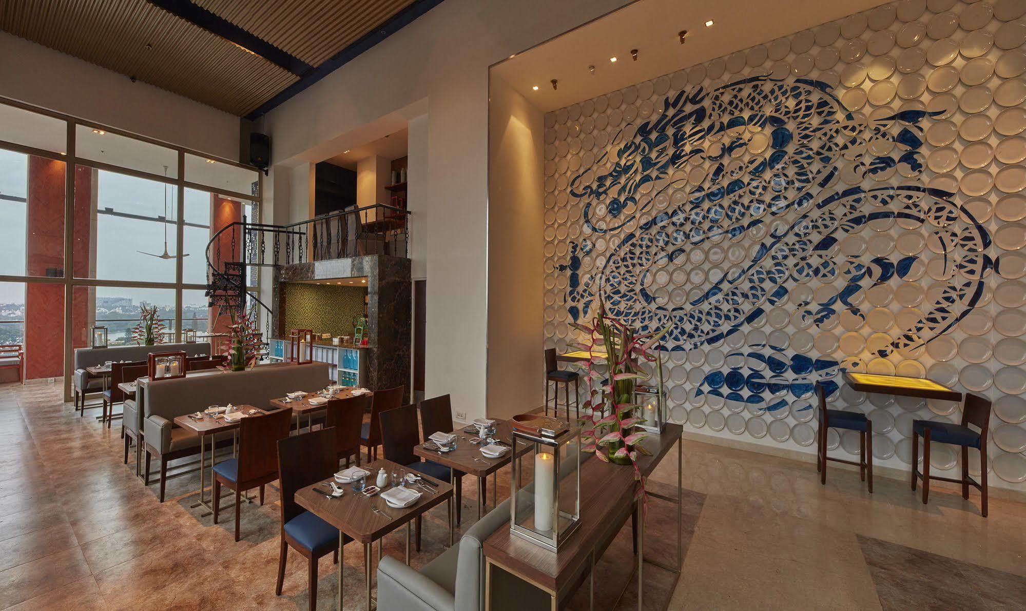 Royal Orchid Central Bangalore, Mg Road Екстериор снимка